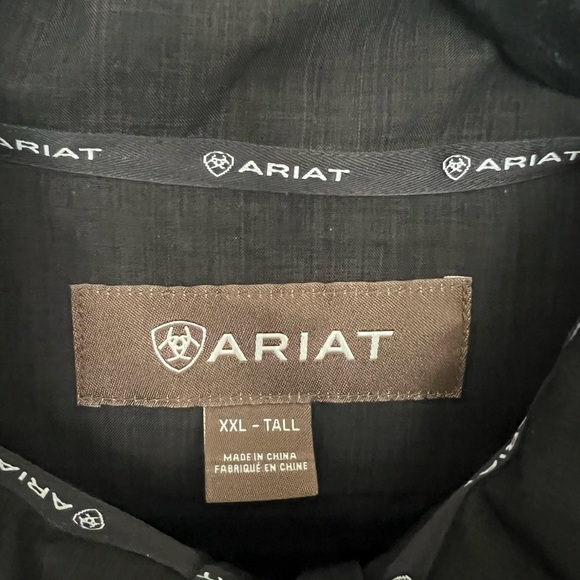 Ariat Men's Charcoal Quilted Vest - Picture 3 of 4